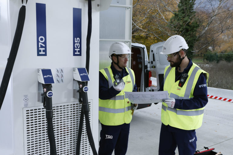 TSG-Gas-hydrogen-dispenser-technicians